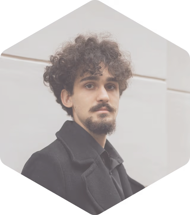 Артем Охотник — CEO & Co-founder Zapys24